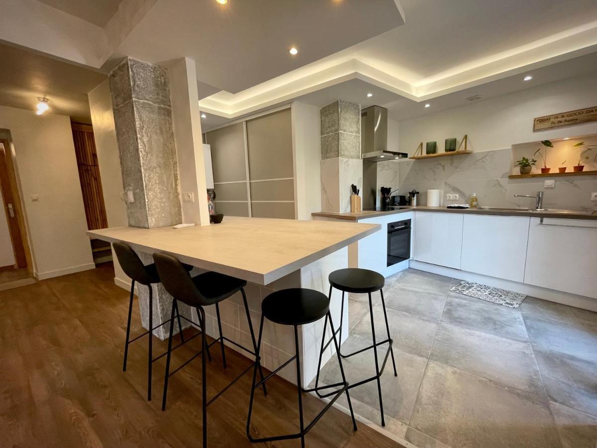 Tres Bel Appartement Central, Au Calme Avec Balneo Perpignan Exterior photo